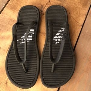 Nike Flip Flops